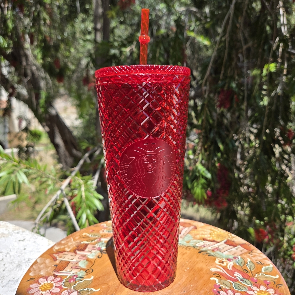 Starbucks Tumbler‎ Red Winter Holiday 2021 Venti Jeweled Cold Cup 24oz Cup New